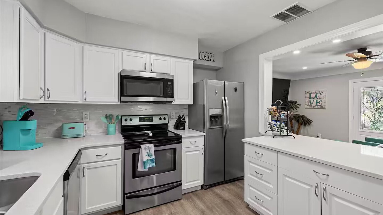 Photo of Kitchen in South Pinellas Community Council