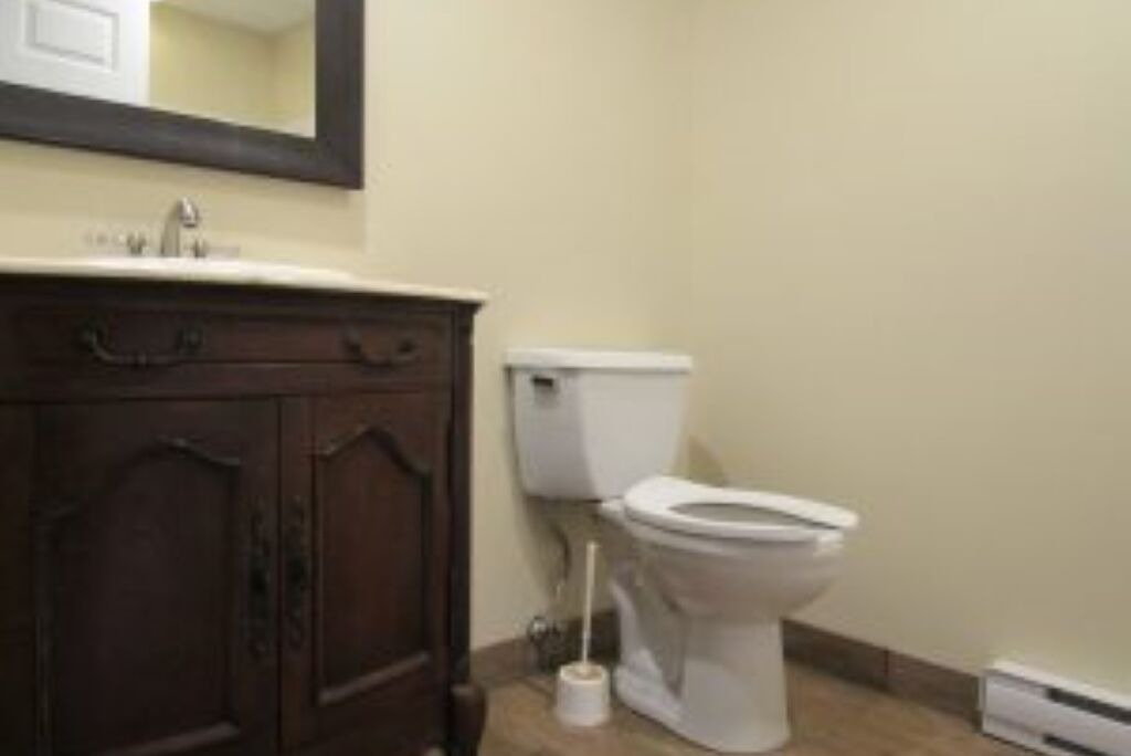 Photo of Bathroom in Saint-Luc-de-Bellechasse