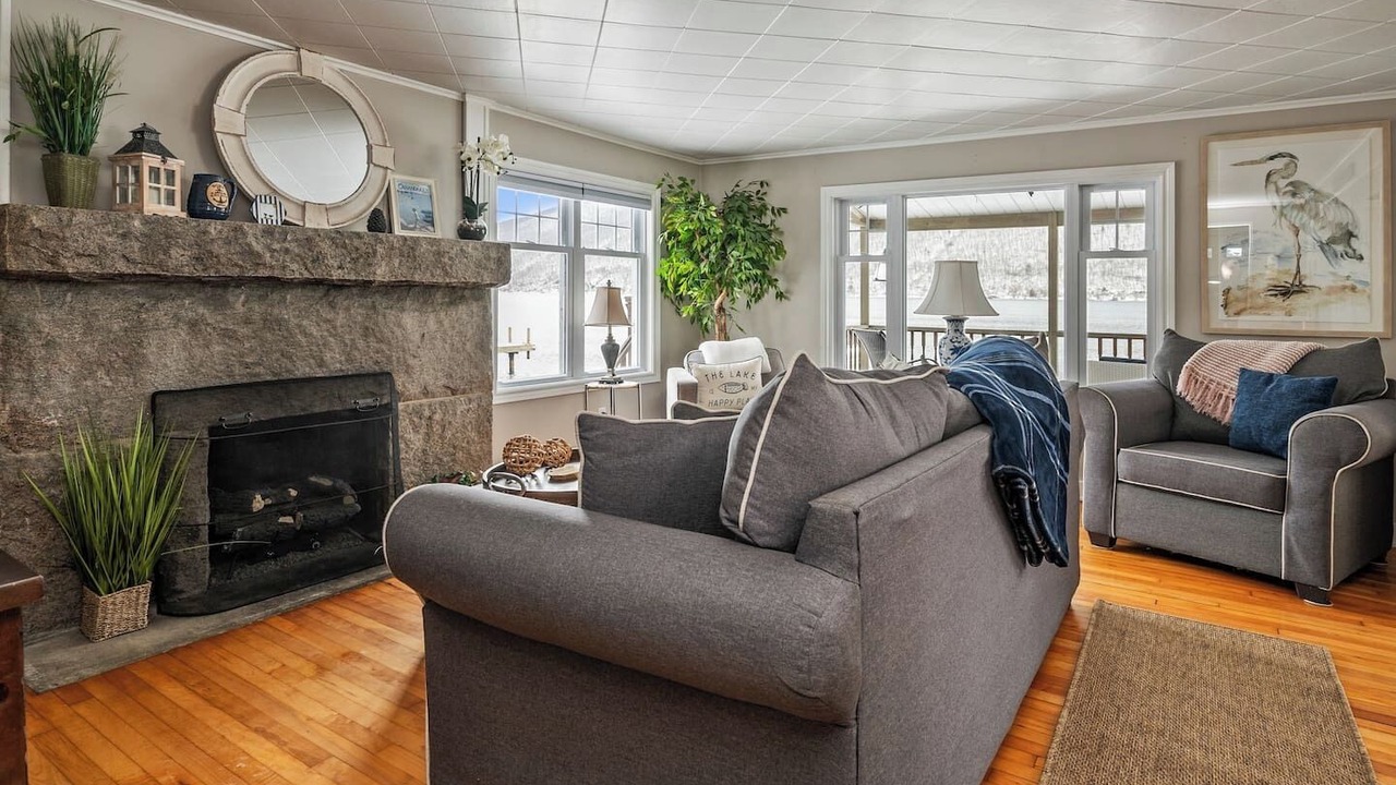 Photo of Livingroom in Holcomb