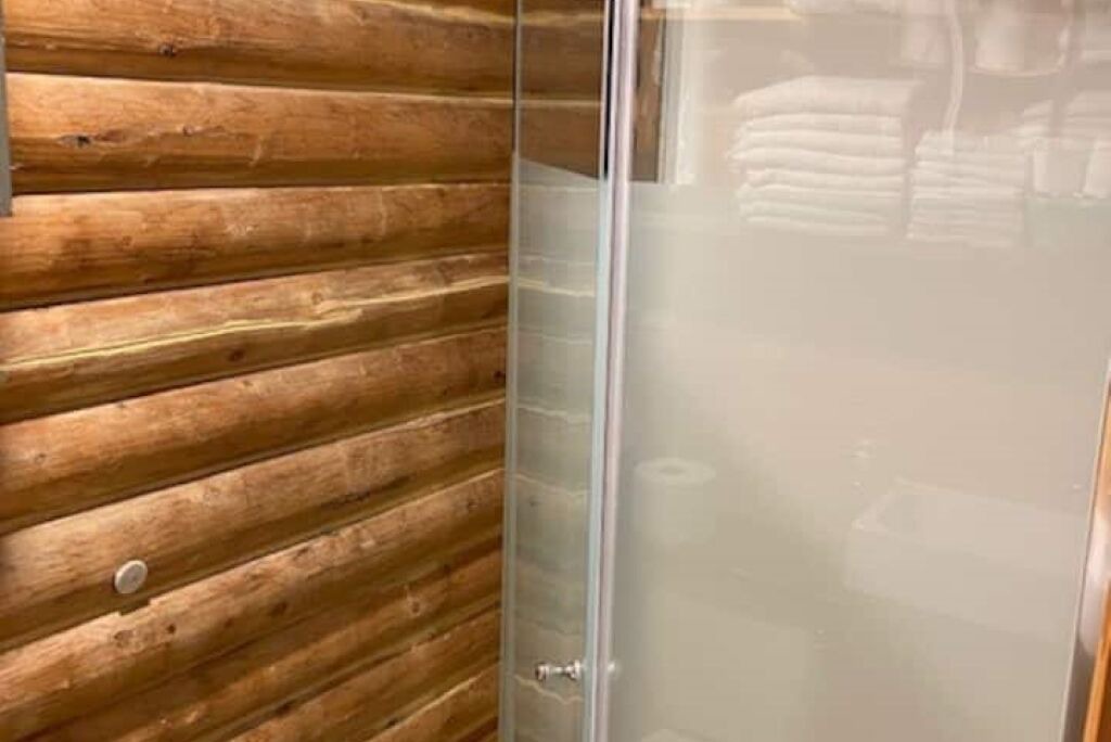 Photo of Bathroom in Saint-Luc-de-Bellechasse