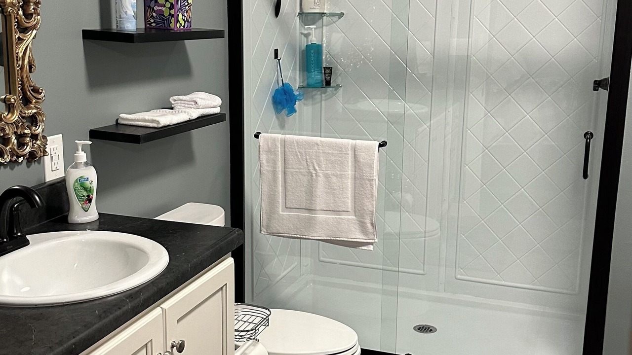 Photo of Bathroom in Catherine