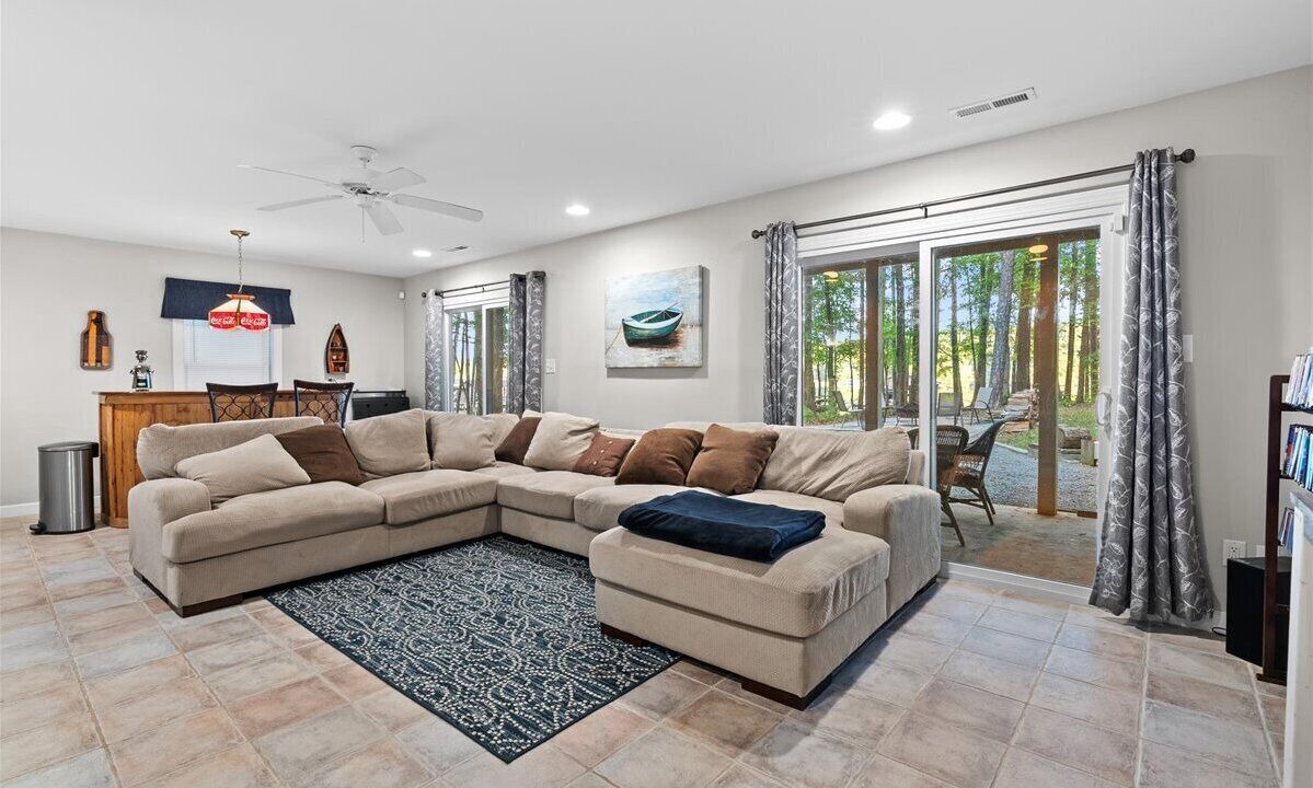 Photo of Livingroom in Wise