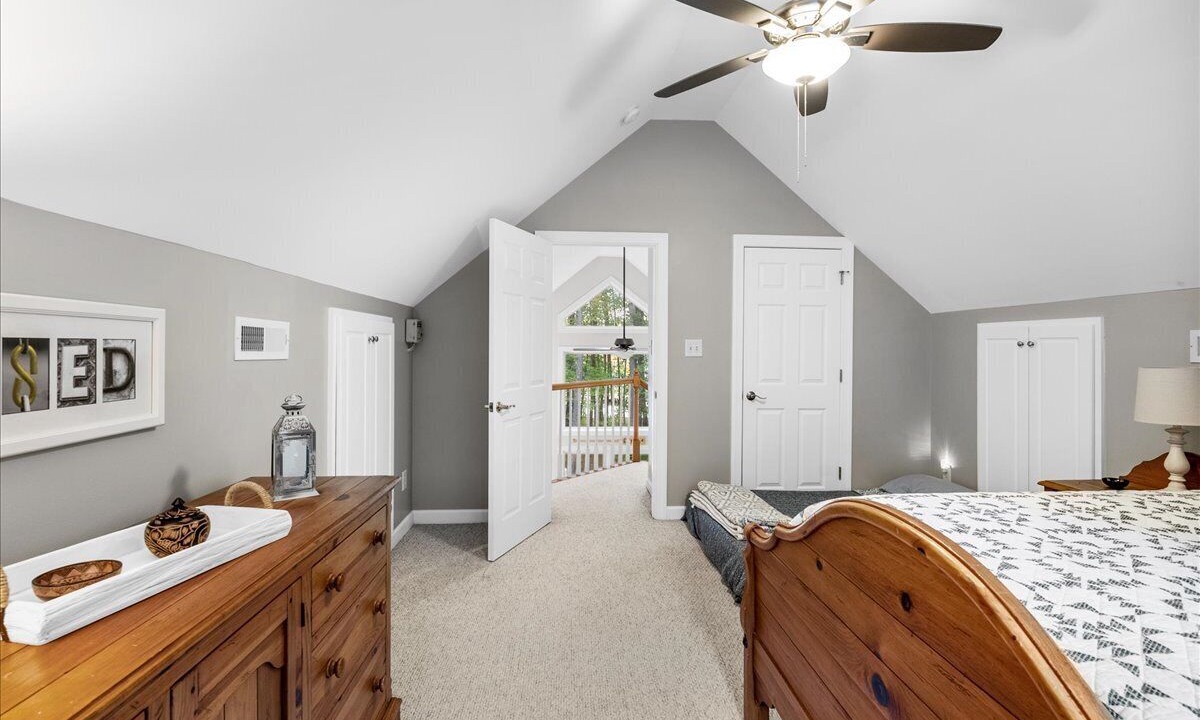 Photo of Bedroom in Wise