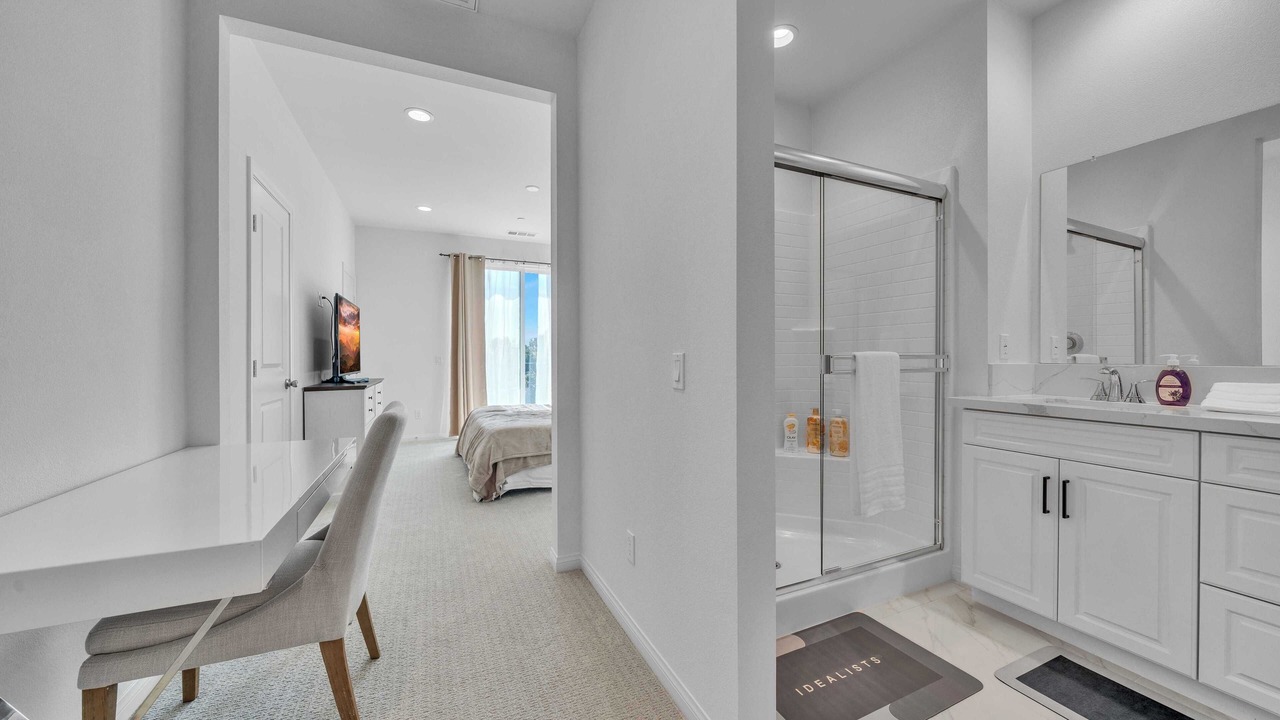 Photo of Bedroom in Northwest Anaheim