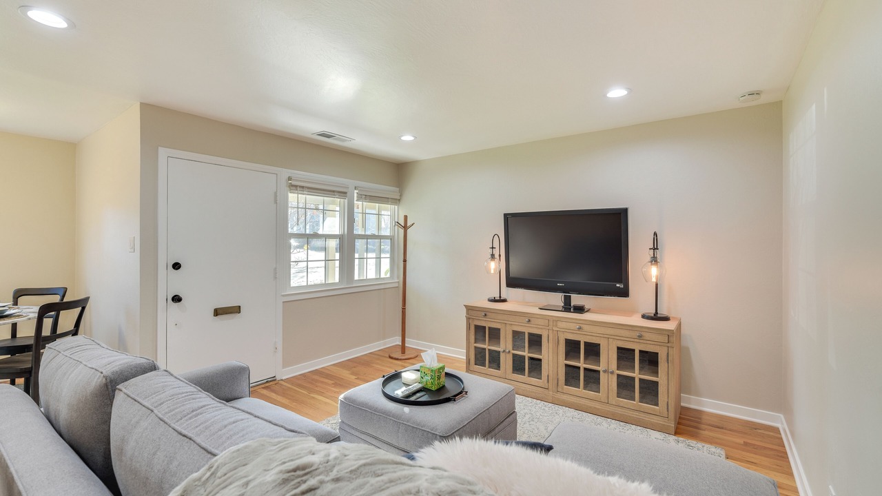 Photo of Bedroom in Willow Glen