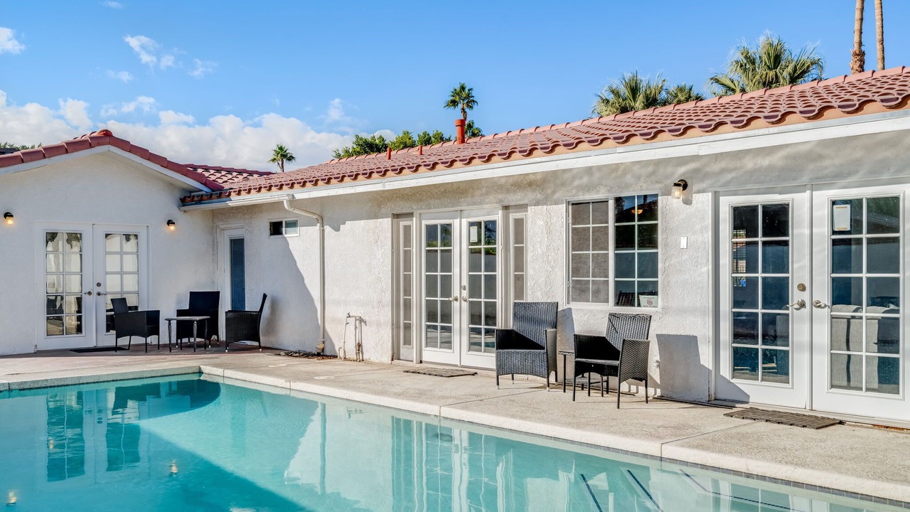 Photo of Outdoor in Desert Park Estates