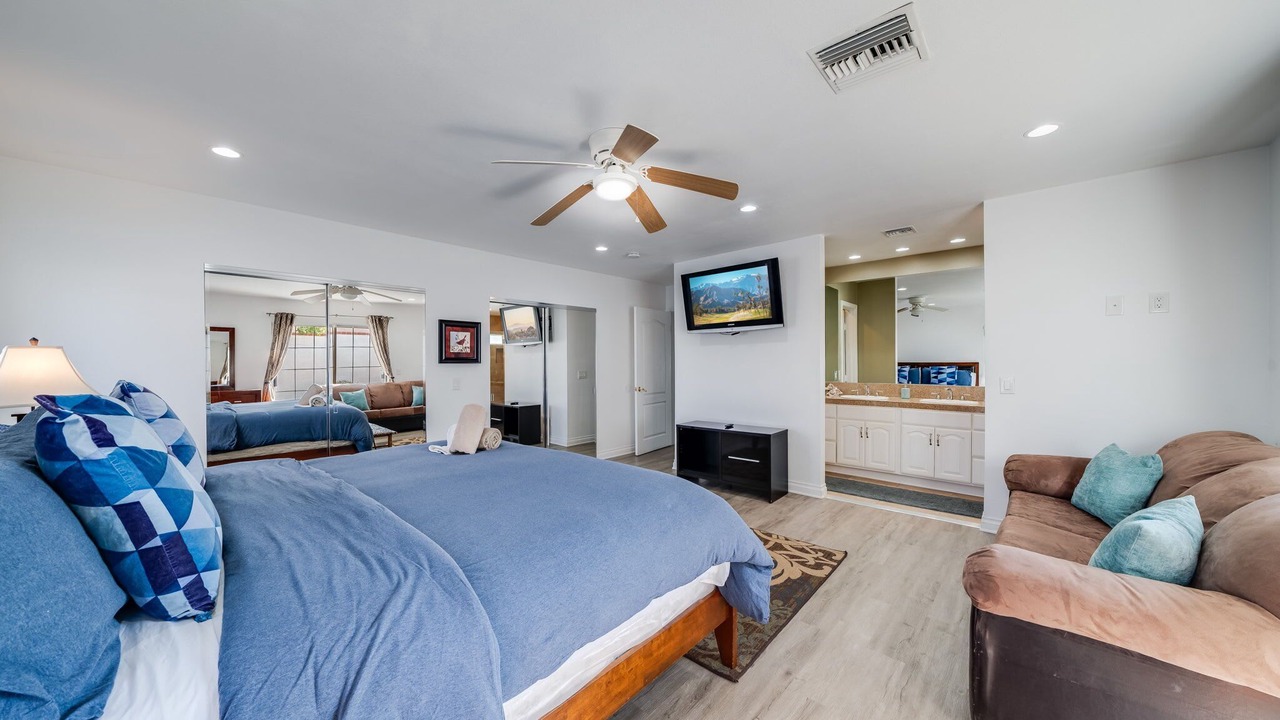 Photo of Bedroom in Desert Park Estates