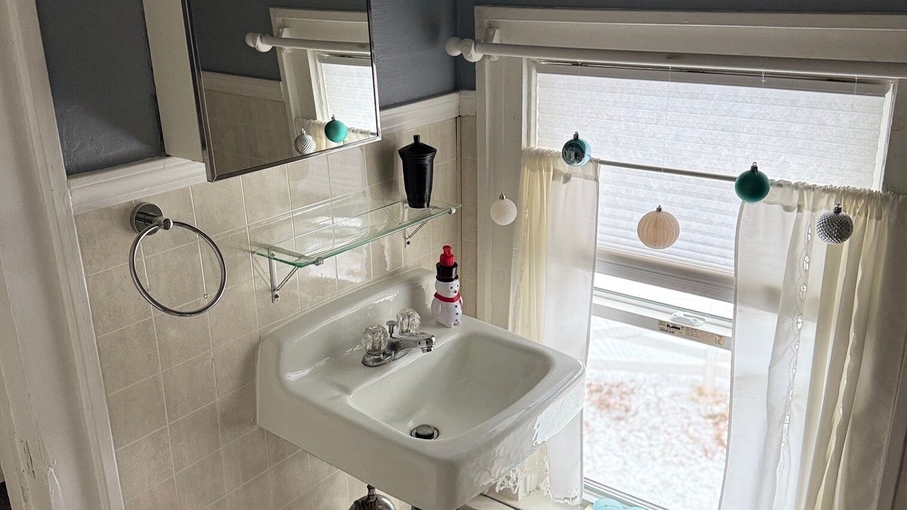 Photo of Bathroom in Fredonia