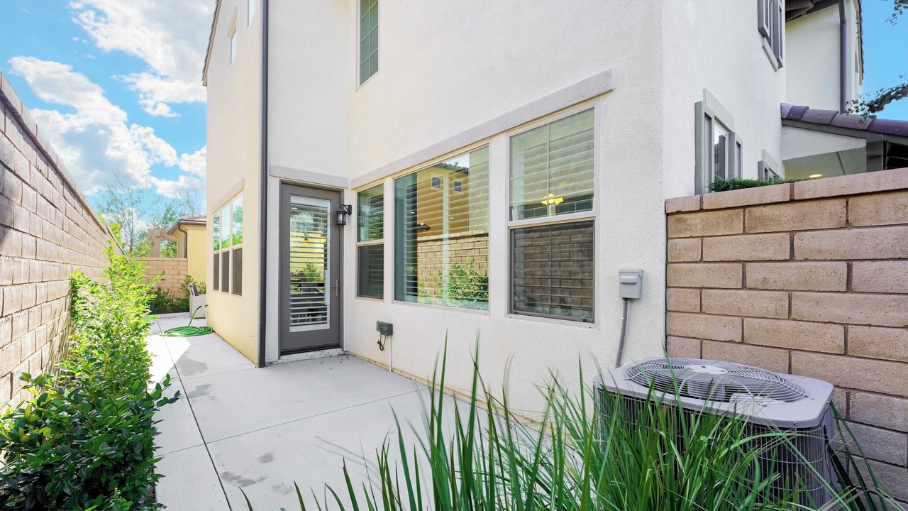 Photo of Patio Balcony in Lake Forest