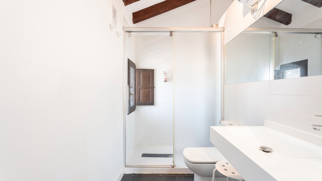 Photo of Bathroom in Navajas