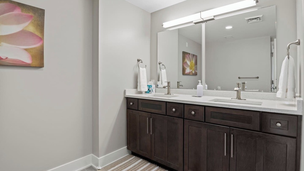 Photo of Bathroom in Holcomb