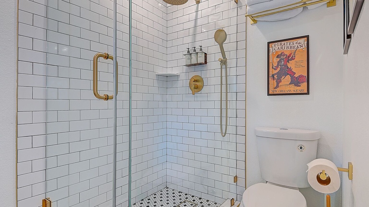 Photo of Bathroom in Henninger Park