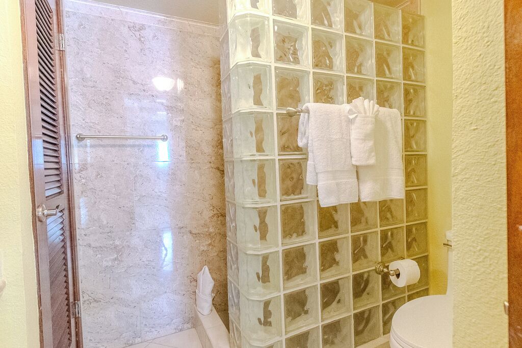 Photo of Bathroom in Bolongo Bay