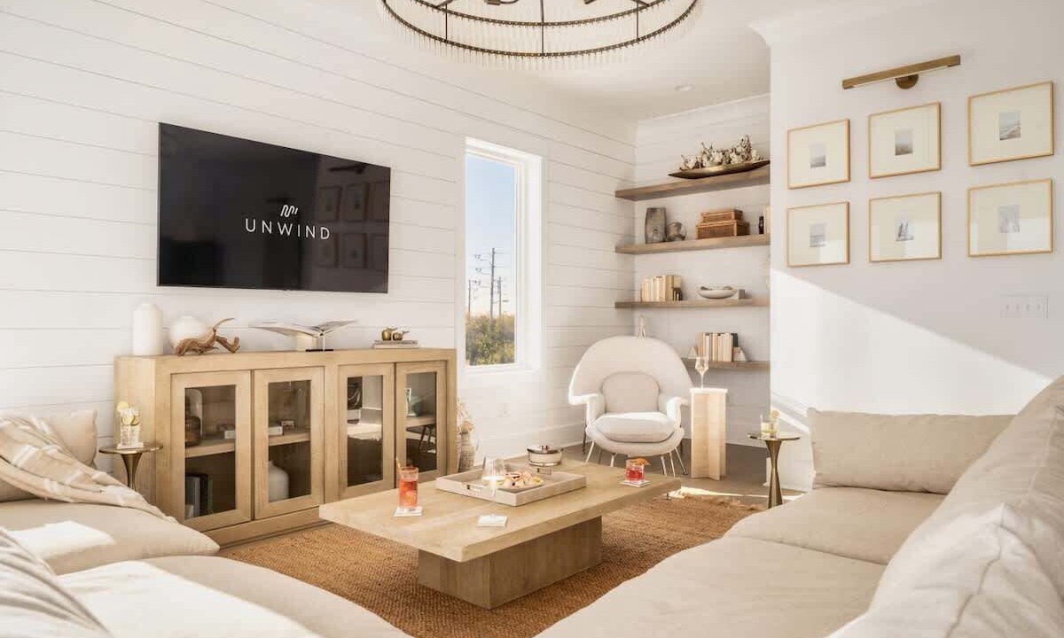 Photo of Livingroom in Orange Beach