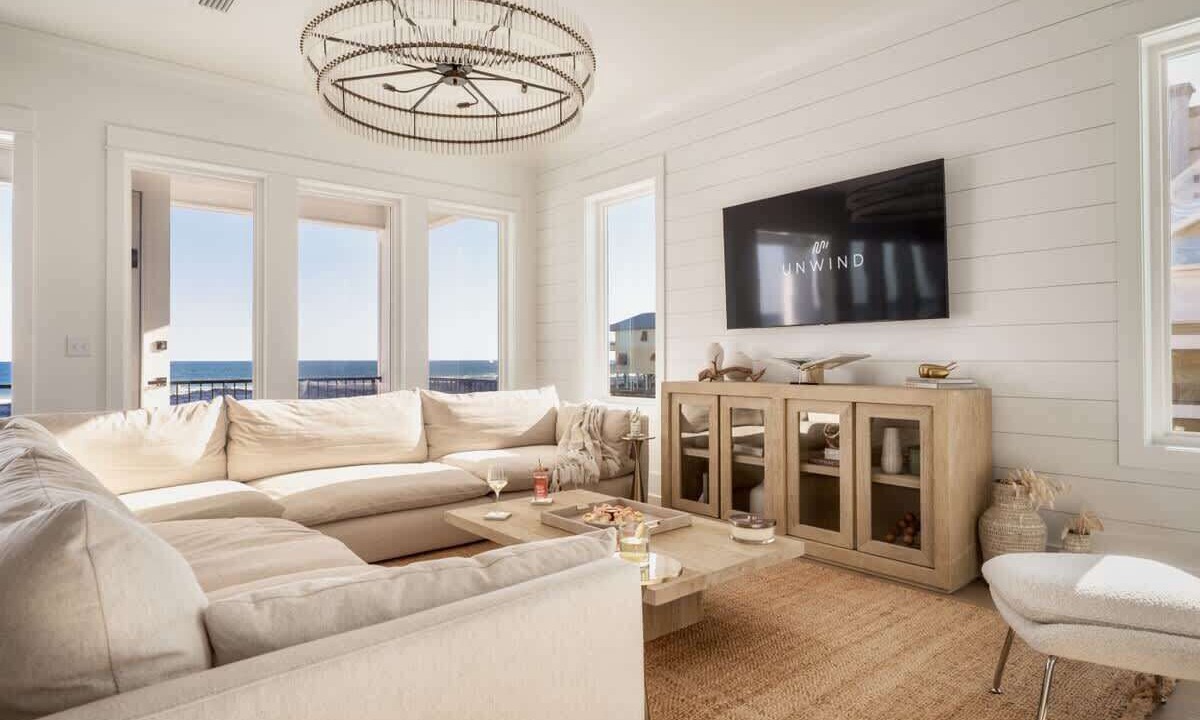 Photo of Livingroom in Orange Beach
