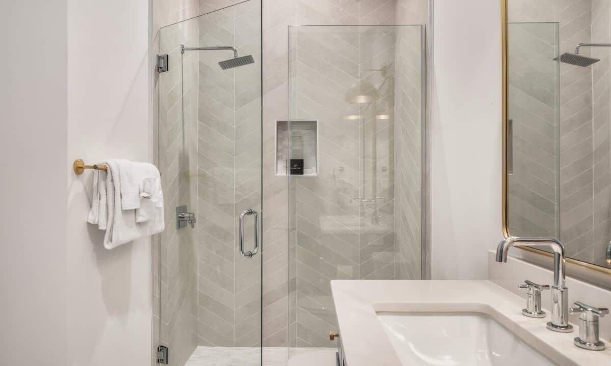 Photo of Bathroom in Orange Beach