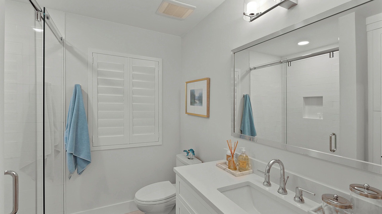 Photo of Bathroom in Palm Valley