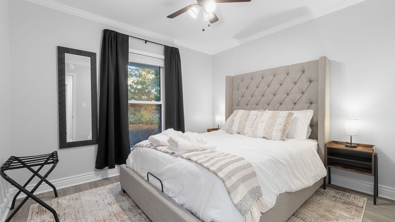 Photo of Bedroom in Northeast Pensacola