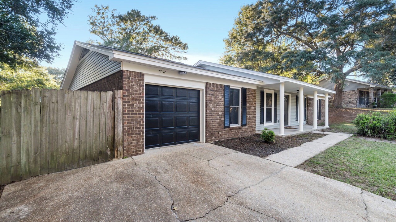 Photo of Outdoor in Northeast Pensacola