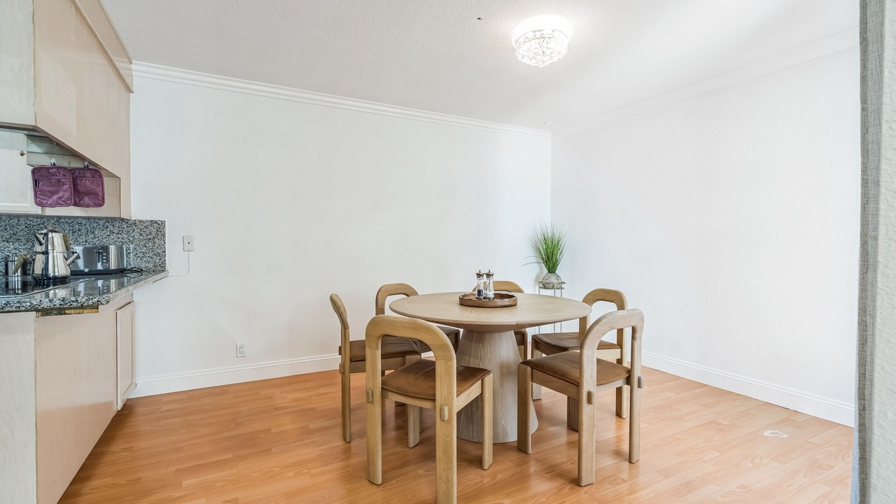 Photo of Bedroom in Mountain View