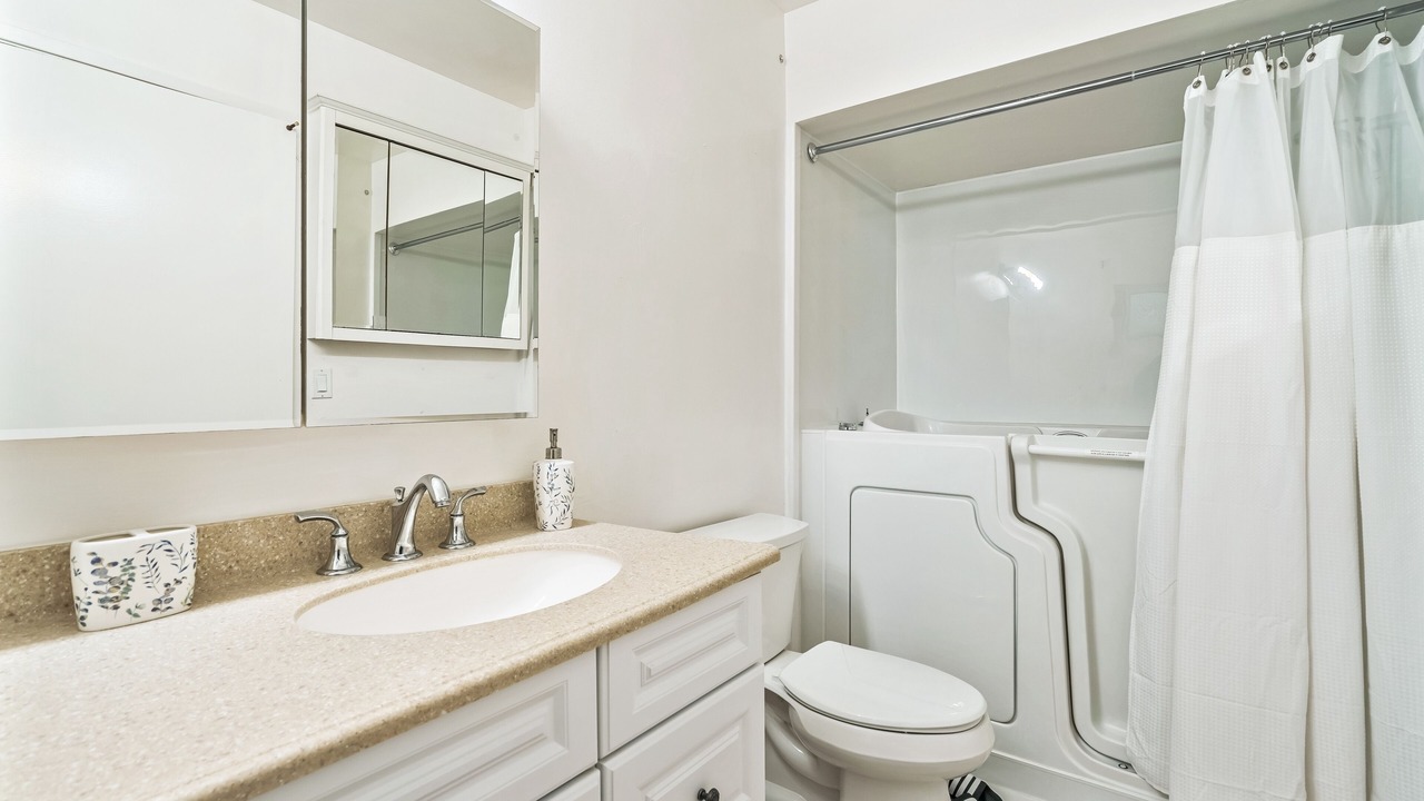 Photo of Bathroom in Mountain View