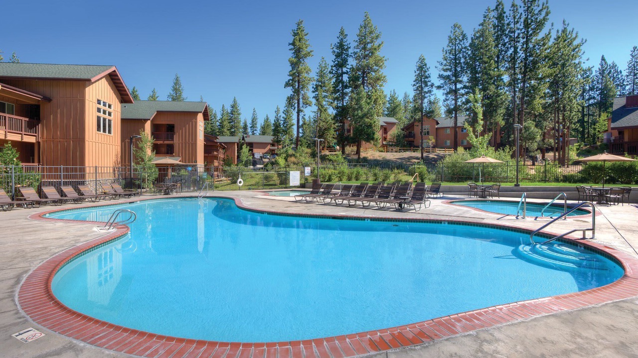 Photo of Outdoor in Round Hill Village