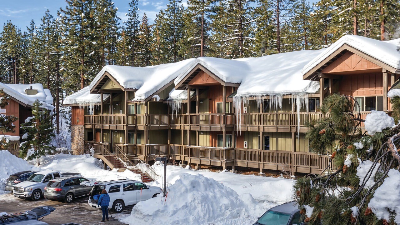 Photo of Outdoor in Round Hill Village