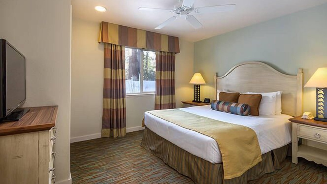 Photo of Bedroom in Round Hill Village