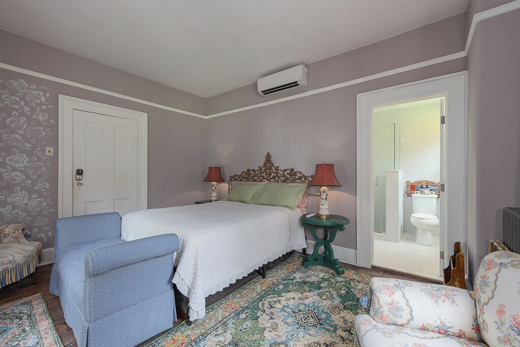Photo of Bedroom in Warwick