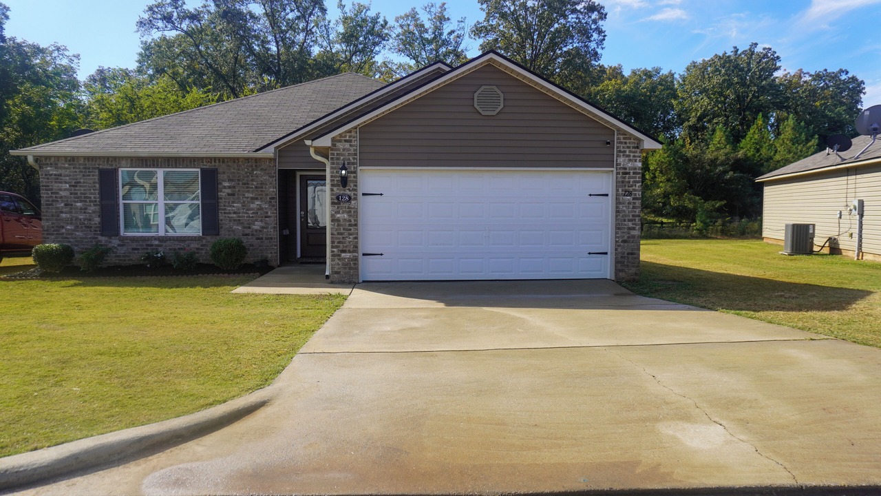 Photo of Outdoor in Montevallo