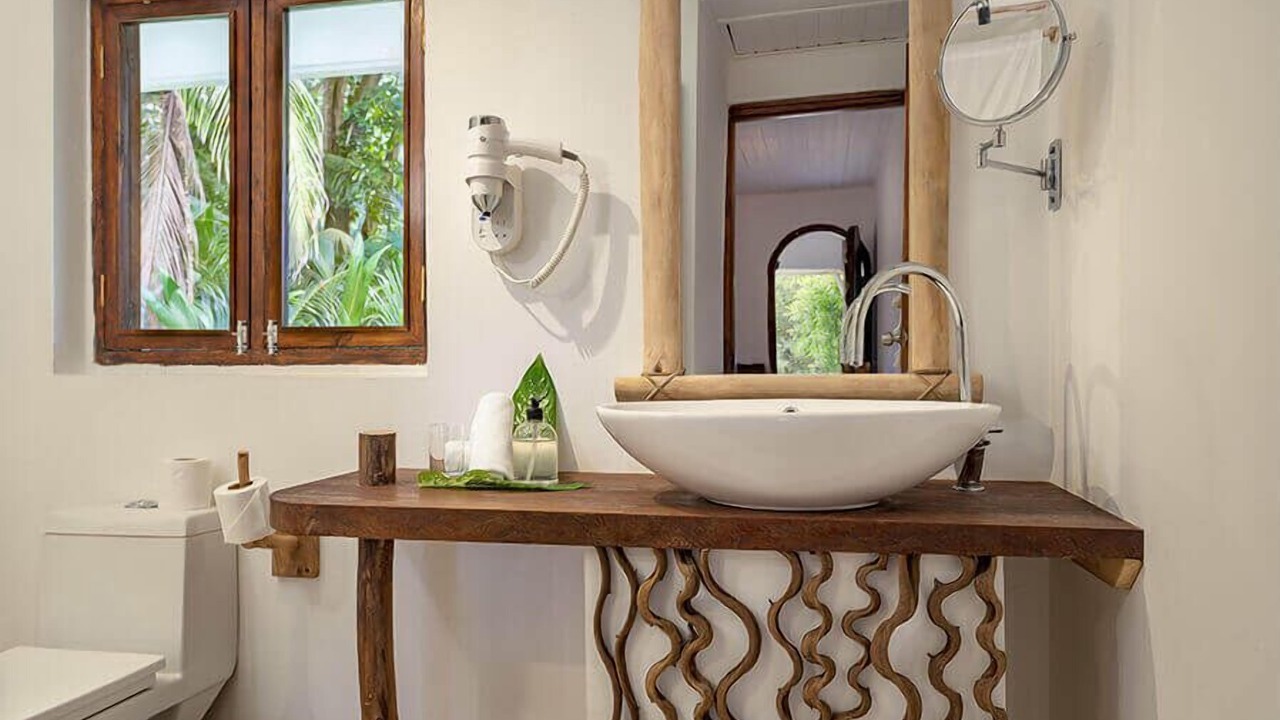 Photo of Bathroom in Glacis