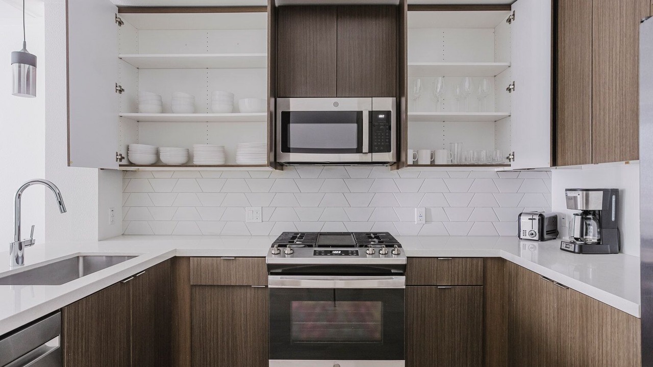 Photo of Kitchen in Warner Center