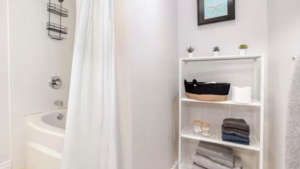 Photo of Bathroom in Rathwood