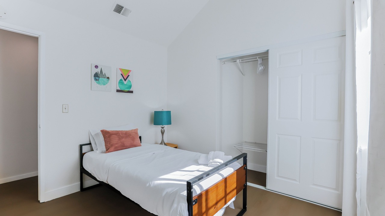Photo of Bedroom in Townsend