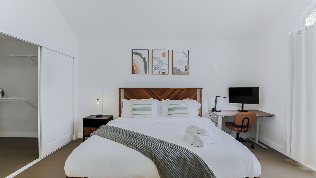 Photo of Bedroom in Townsend
