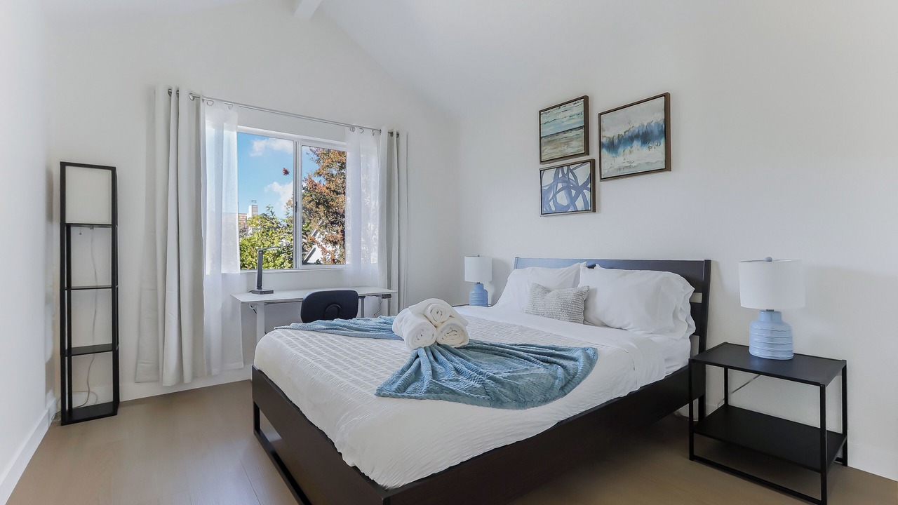 Photo of Bedroom in Townsend