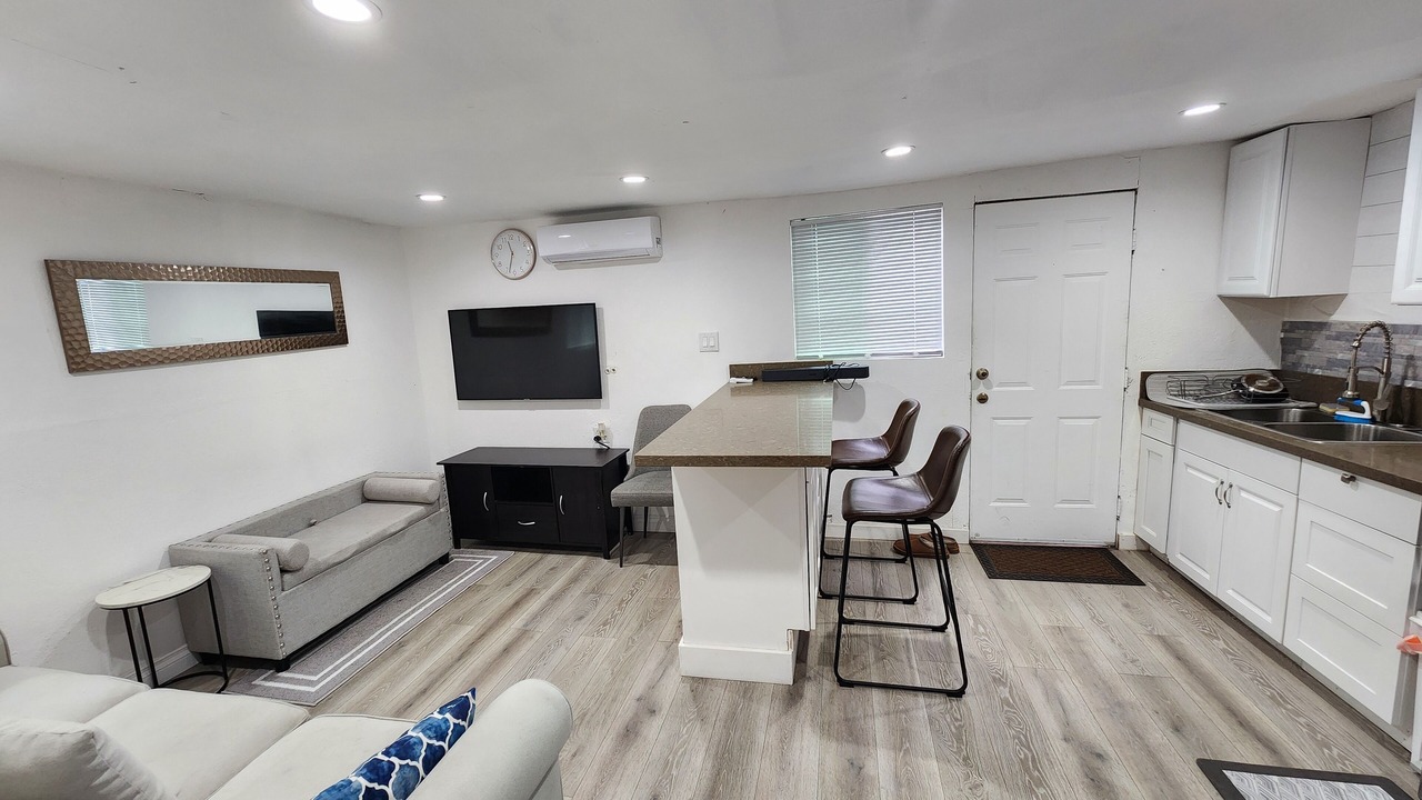 Photo of Livingroom in Los Angeles