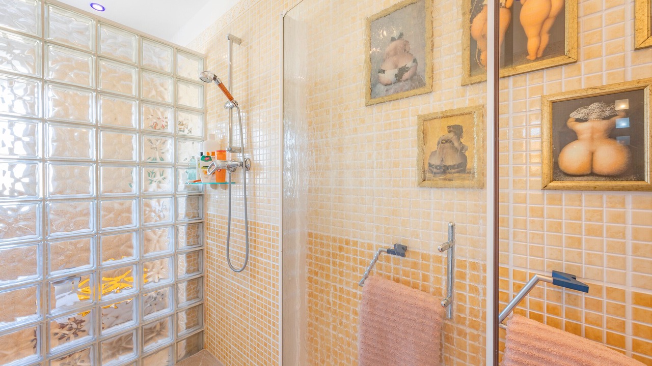 Photo of Bathroom in L'Alfas del Pi