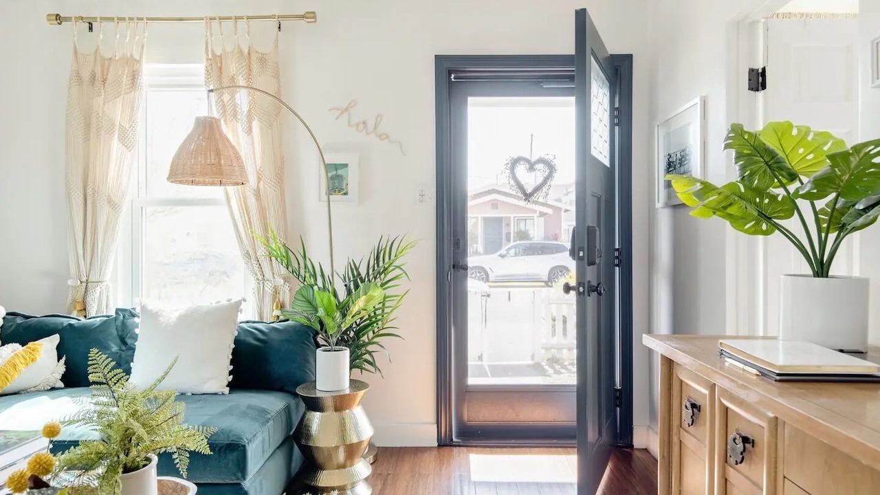 Photo of Livingroom in Belmont Heights