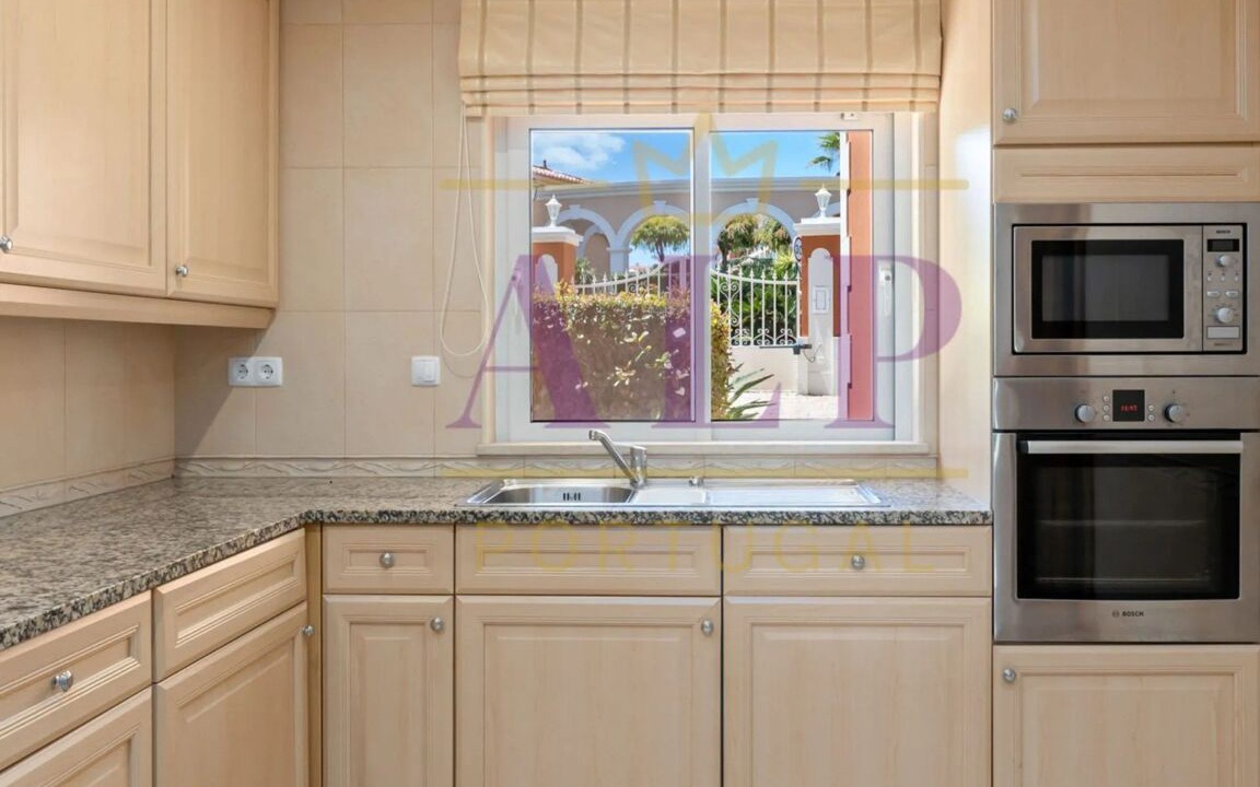 Photo of Kitchen in Atalaia
