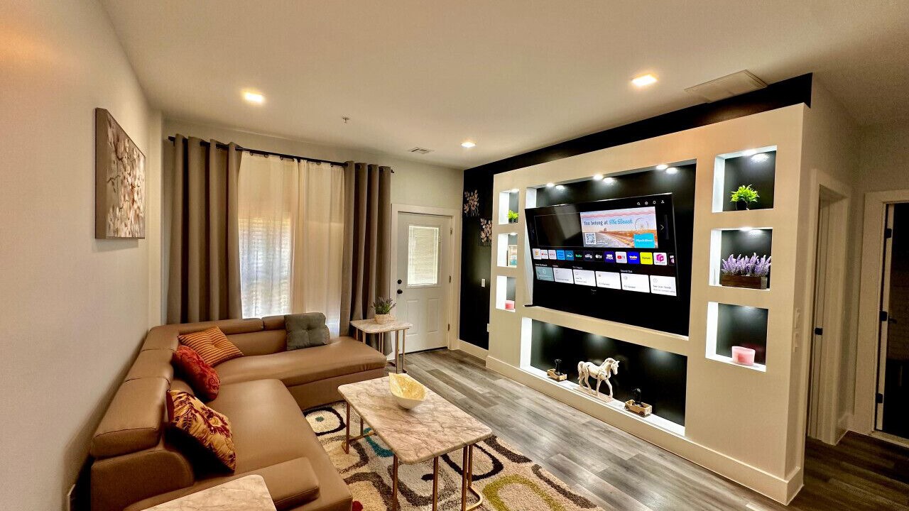 Photo of Livingroom in Paterson