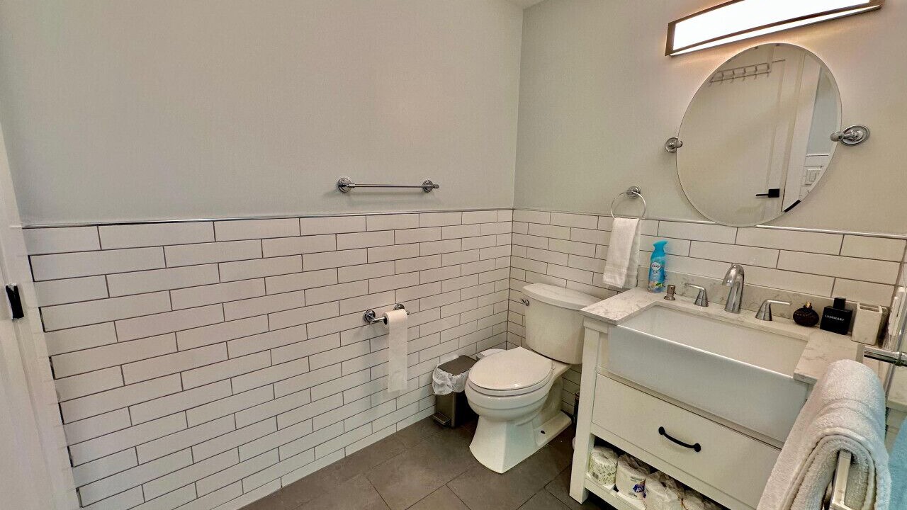 Photo of Bathroom in Paterson