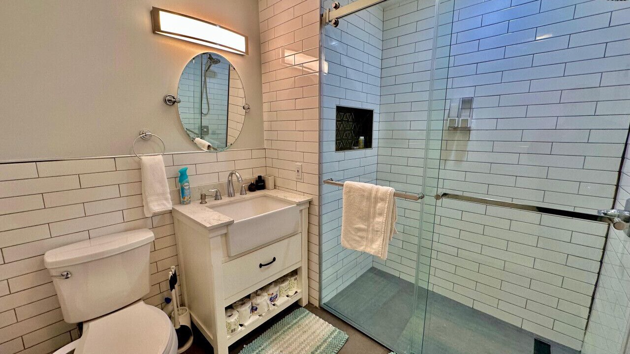 Photo of Bathroom in Paterson