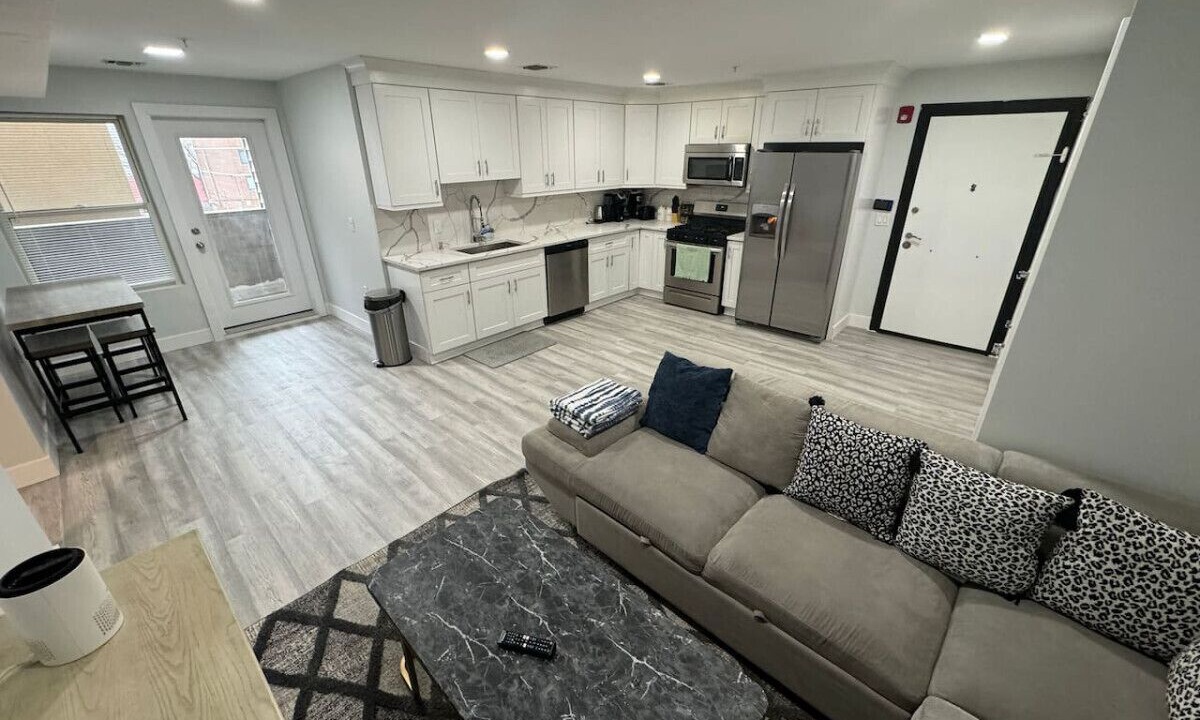 Photo of Livingroom in Paterson