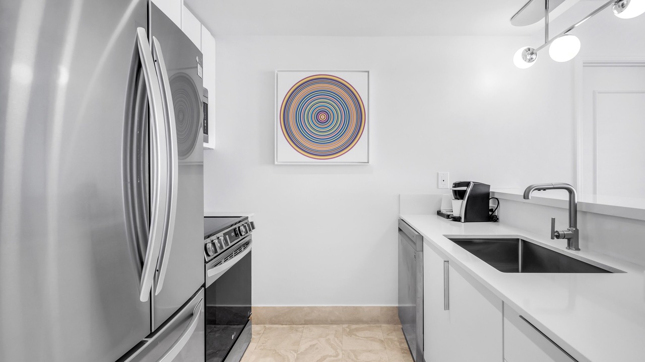 Photo of Kitchen in Mid Beach