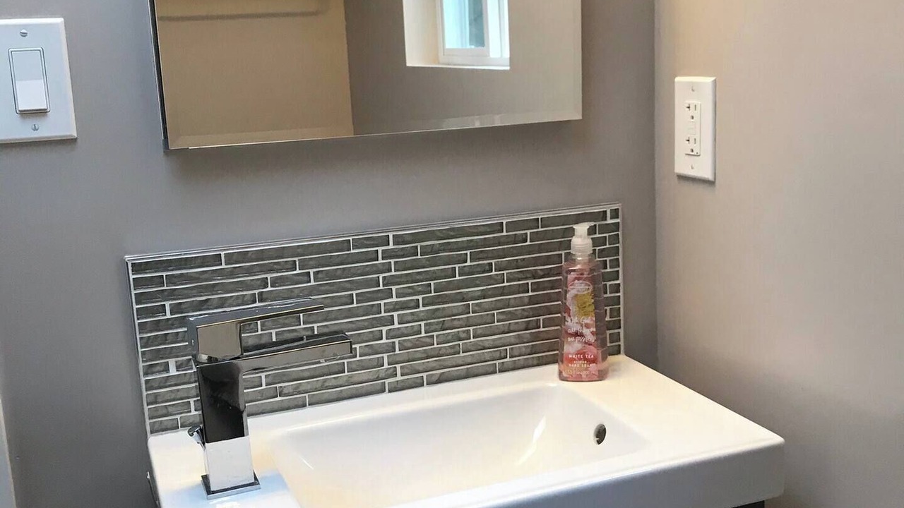 Photo of Bathroom in Woodland Hills