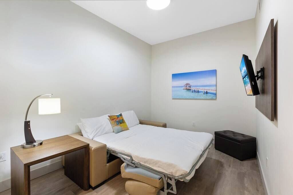 Photo of Bedroom in Hollywood