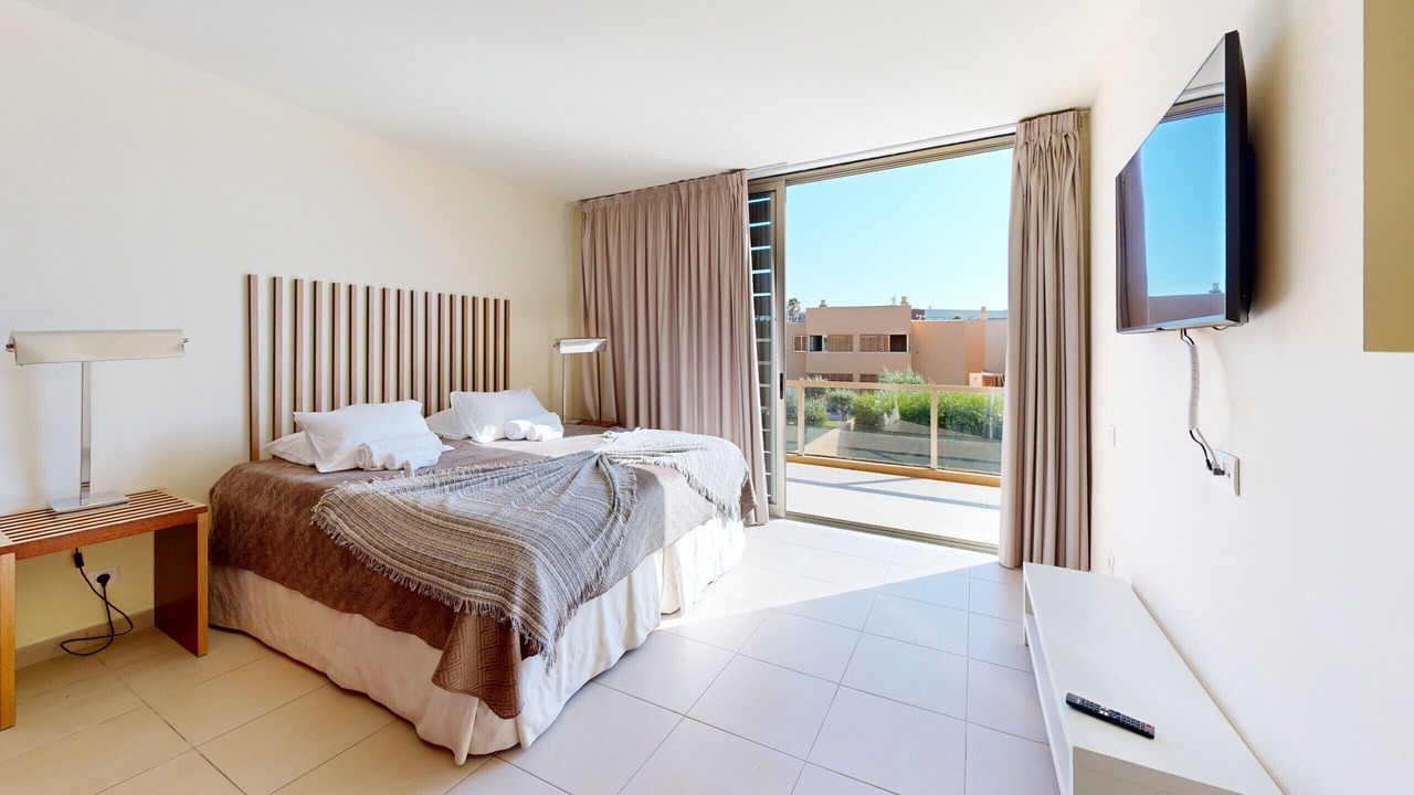 Photo of Bedroom in Salgados