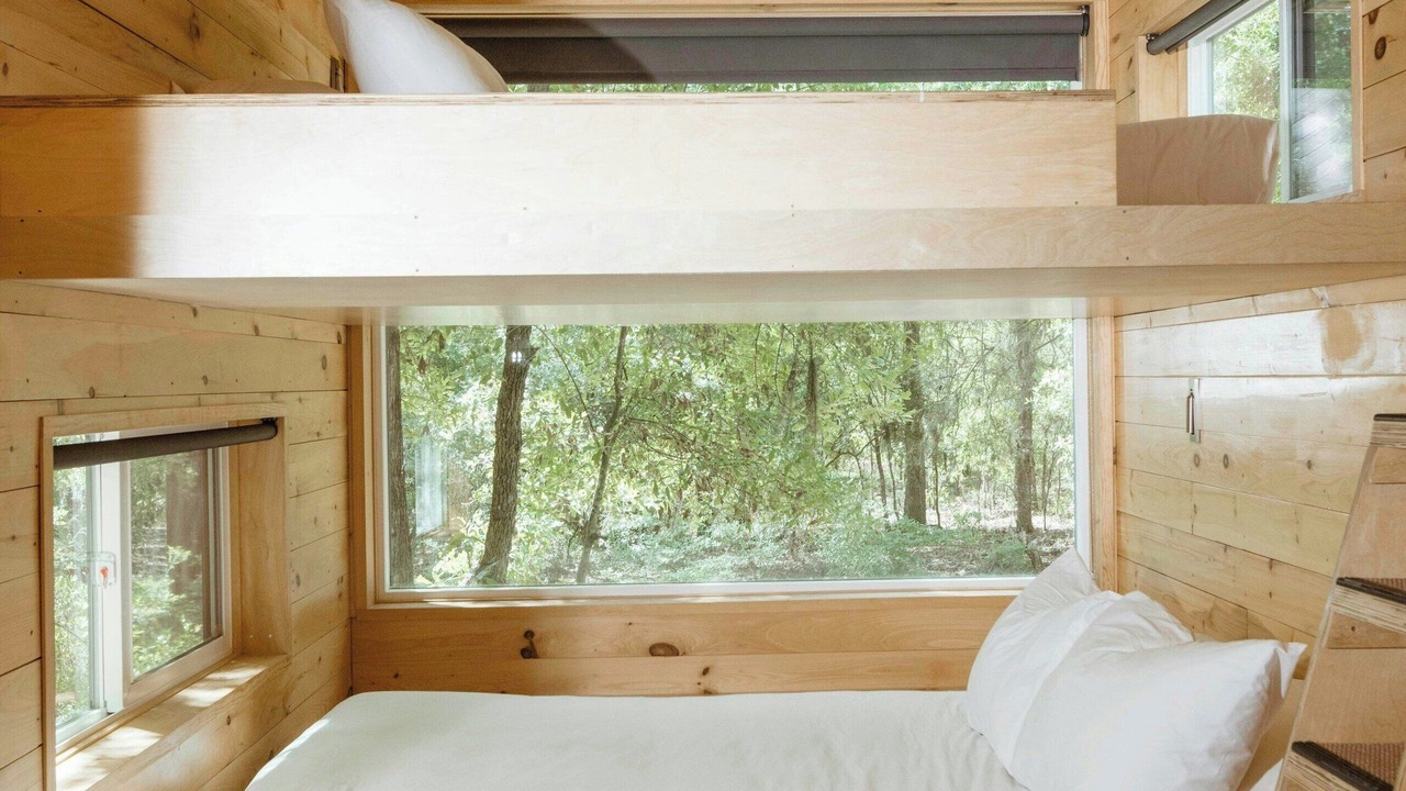 Photo of Bedroom in Running Springs
