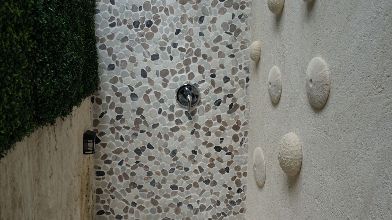 Photo of Bathroom in Staniel Cay